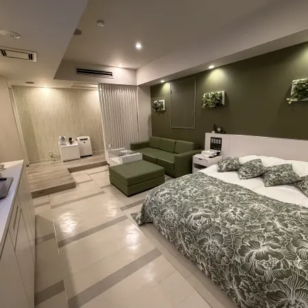 AGEHA CINQ BOUTIQUE HOTEL