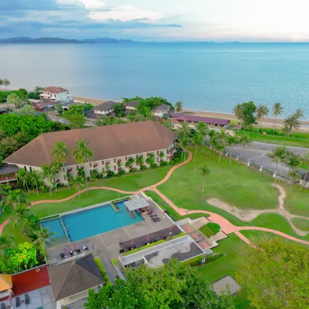 The Nouveau Chumphon Beach Resort and Golf