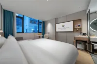 Rezen Borui Hotel (Guangzhou Baiyun Station Ezhangtan Subway Station)