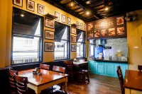 Sans Hotel Empress Simpang Lima - parkir