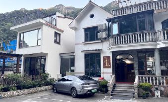 Xiangyanlou Inn