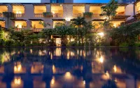 Holiday Garden Hotel & Resort - Pools