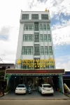 Starlight Beach Hotel - Parking