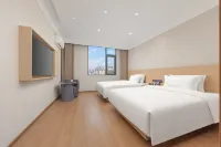 RUI ZE Film Hotel - 주차장
