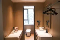 Jiujium Hotel (Pingliang East Station) - 2 Yıldız