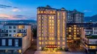GreenTree Eastern Hotel (Shiping Gucheng Wenmiao） - con vista montagne