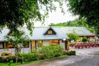 Kylin Peak Hotspring Resort