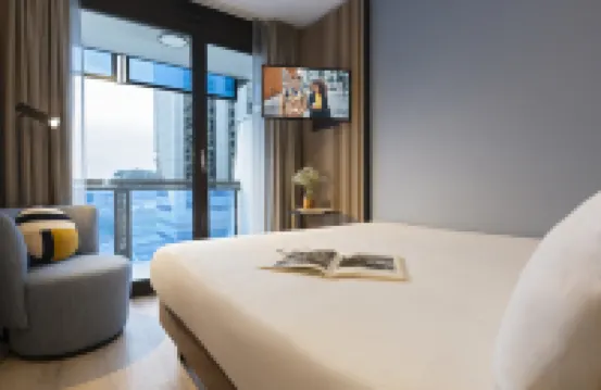 巴黎拉德芳斯馨樂庭酒店