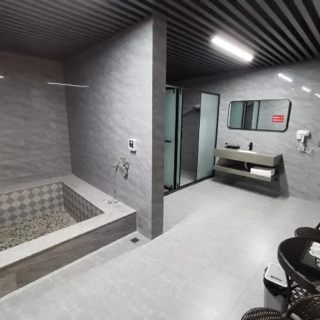 Xinfeng Fengfan Hot Spring Homestay