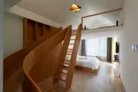 eighteen homestay