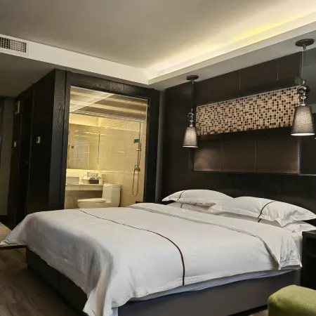 Qingchun Holiday Chain Hotel