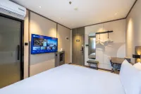 HanTing Hotel (Jiuquan Changxing Electrical Market)