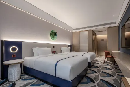 Yantai Fengdu Hotel（Yantai Station Chaoyang Street Branch)