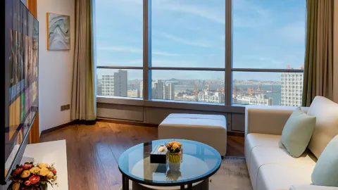 VANS Fanshi Yunjing Hotel (Zhongshan Plaza Fulihua International Apartment) in Dalian
