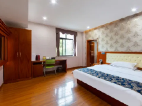 Yueyang Dongfeng Hotel โรงแรมในเย้ว์หยาง