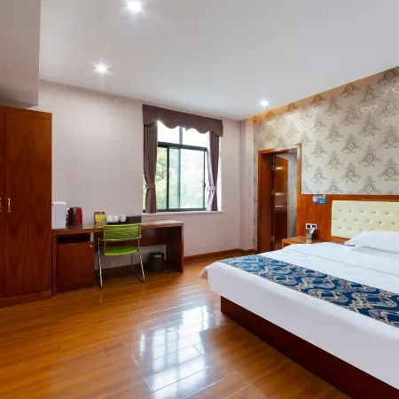 Yueyang Dongfeng Hotel