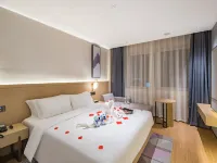 Lavande Hotel (Beijing Zhongguancun South Avenue National Library Subway Station) Hotels in der Nähe von Hauptstadt-Hallenstadion