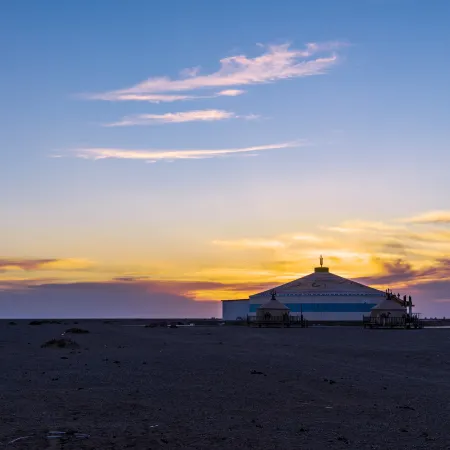 Hulunbuir Erguna Grassland Tribe B&B