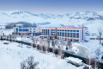 Heizuan Club Hotel (Coco Tohai Shop) Hotels in Fuyun