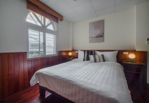 4. 지우펀 더 드래..