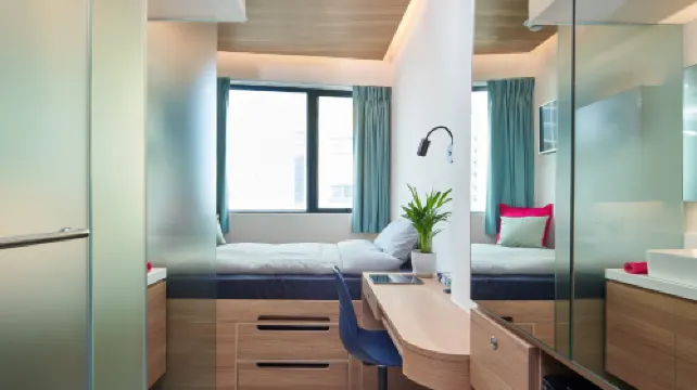 วีฟ สตูดิโอ - ปริ๊นซ์ เอ็ดเวิร์ด