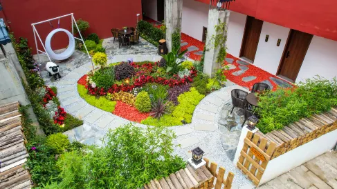 Flowers Hotel