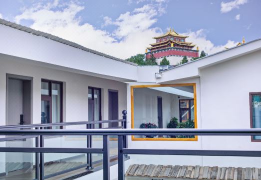 독커종 고성 전경