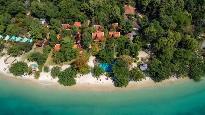 Chivapuri Beach Resort Hotel di Teluk Bang Bao