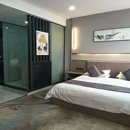 Hongqiang Maker Hotel