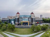 Fontoo Hotel Kunshan Huaqiao Отели рядом с достопримечательностью «Площадь Солнечной Жизни в Цуй Фунг 99»