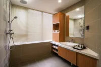 Shengguang Hotel (City Government High speed Railway Station Branch)