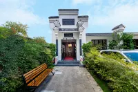 Pod Inn Hotel (Meishan Sansu Temple)