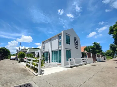 รูปภาพของซีล๊อฟ พัทยา