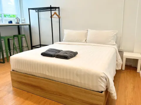 Sleepy Station Hostel