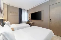Weiting Hotel (Shanghai People's Square Changzheng Hospital Branch)