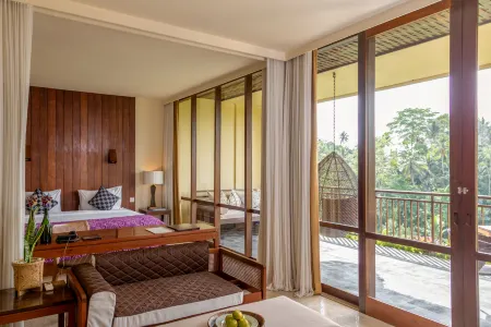 Komaneka at Bisma Ubud Отели рядом с достопримечательностью «Ubud Kajeng Rice Fields Walk»