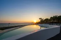 Miyue Santorini Seaview Resort (Huizhou Huidong Shuangyuewan) - Beach