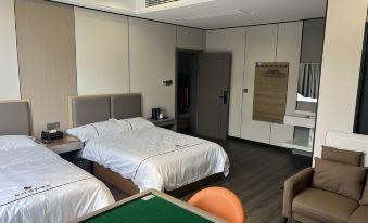 Maple Leaf Boutique Hotel