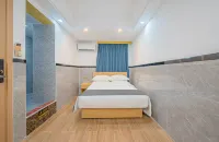 Zhongxinlong Boutique Apartment Hotel (Shenzhen North Railway Station)