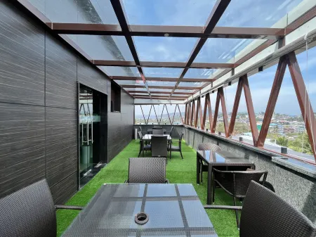 Hotel Bell Elite Отели рядом с достопримечательностью «Marina Park»