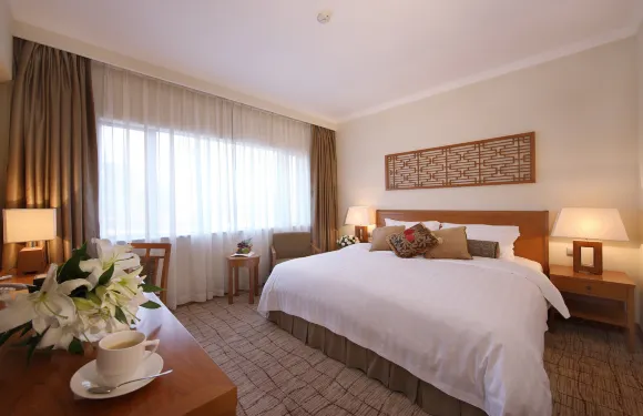 建甌皇廷假日酒店（市政府火車站店）