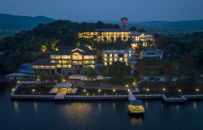 Dream Lake Resort Hotel