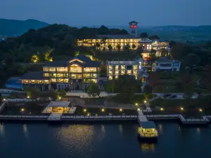 Dream Lake Resort Hotel