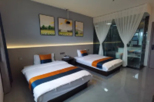 Meicheng Homestay (Yuxian Vocational School)