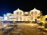 Good Omens Inn
