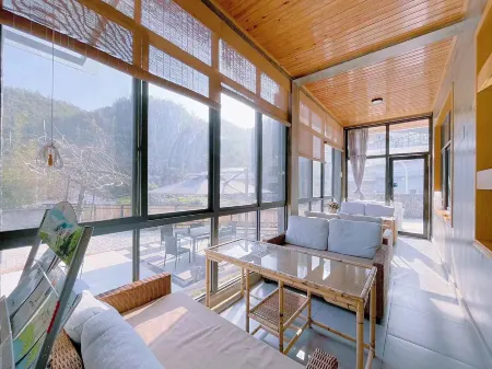 Yinxiang Jiwu Mountain Villa