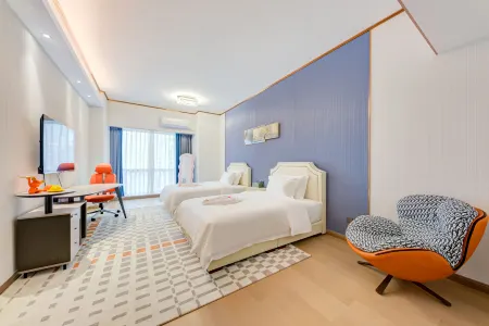 Rongying Hotel (Zhuhai Gongbei Port Fuhuali Branch)