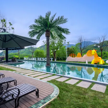 Anji Sky Land Squirrel Tribe Hotel