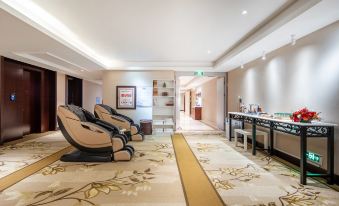 Langhua International Hotel (Shijiazhuang Zhengding Ancient City)