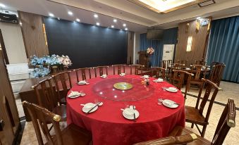 Seaview Business Hotel (Zhangzhou Ancient City)